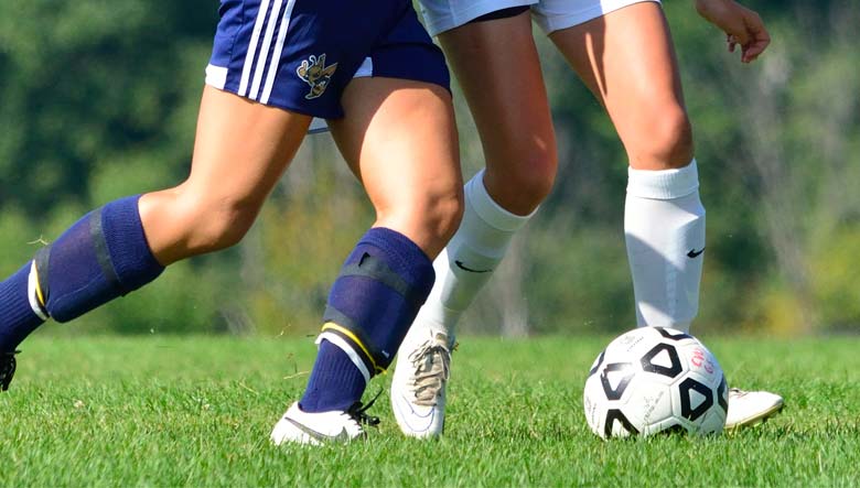 CDA-Orthopedics-Sports-Medicine-Dr-Joanne-Halbrecht-MD-Prevent-ACL-Injuries-in-Female-Soccer-Player